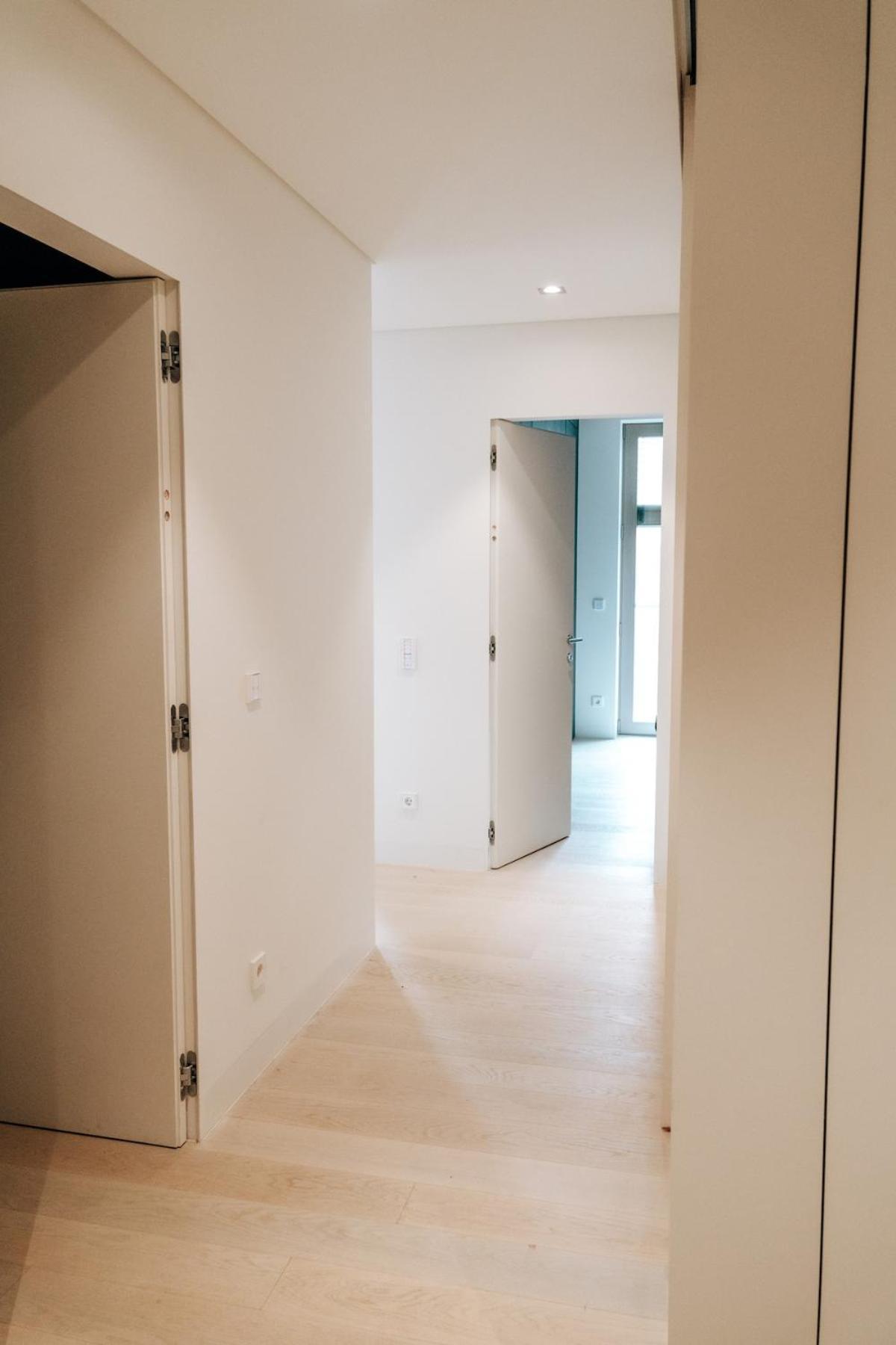Luxe - Modern & Spacious 2br With Balcony View Luxemburgo